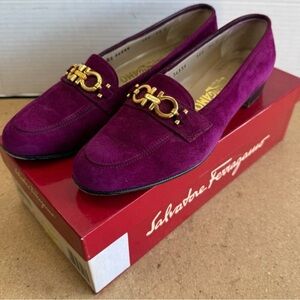 🚩sold🚩 Salvatore Ferragamo Women's Rich Purple Suede Loafers